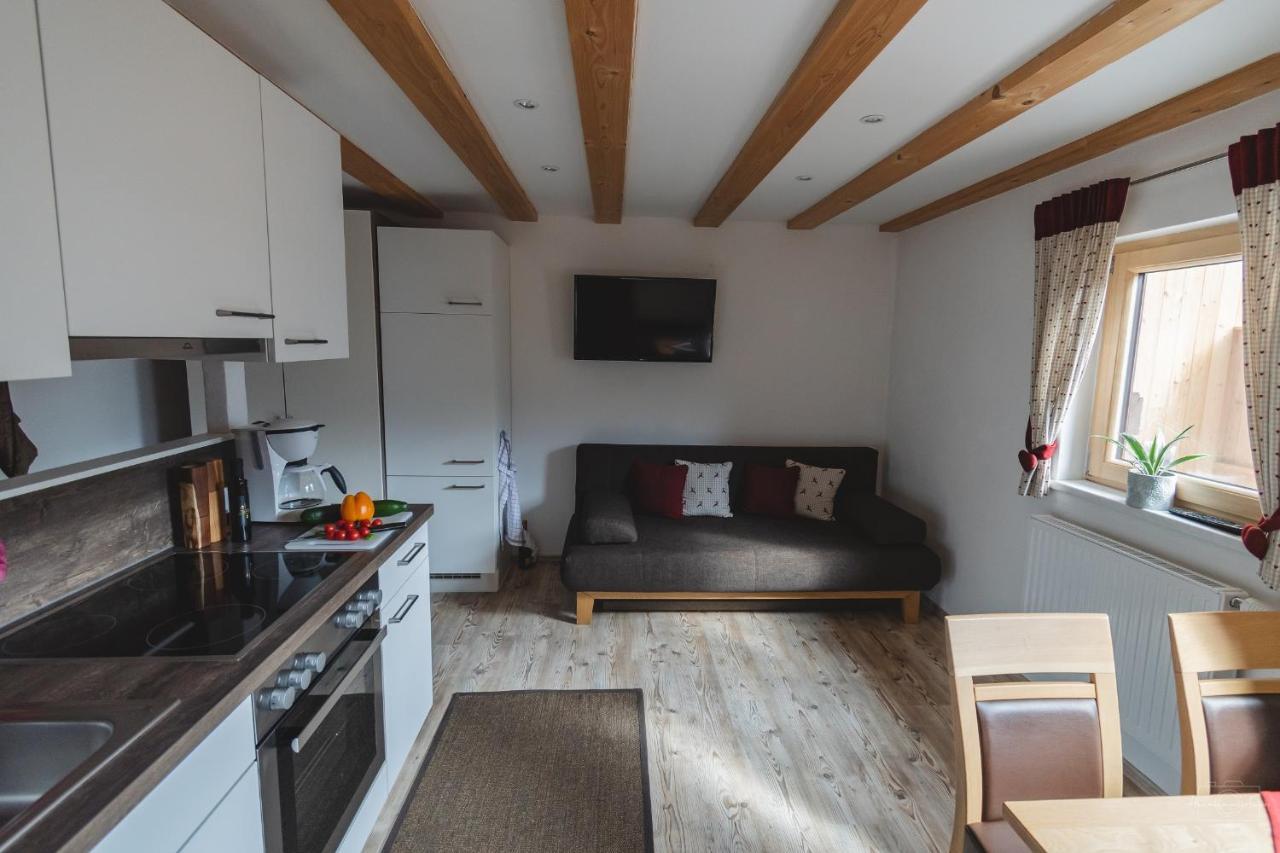 Edith Apartment